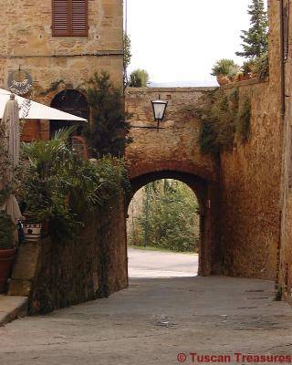 Pienza street view