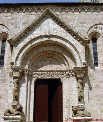 San Quirico d'Orcia - Chiesa Collegiata detail